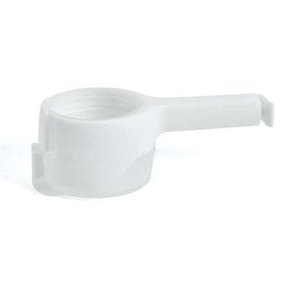 SnapPour™ Sealing Clip and Pour